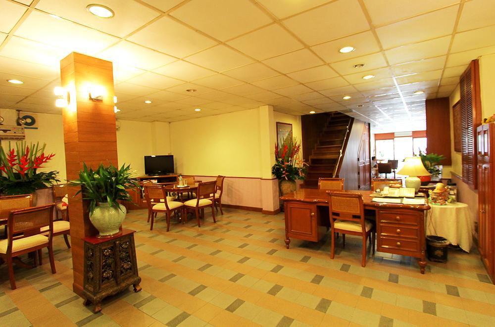 Travel Lodge Surawong (Adults Only) バンコク都 エクステリア 写真