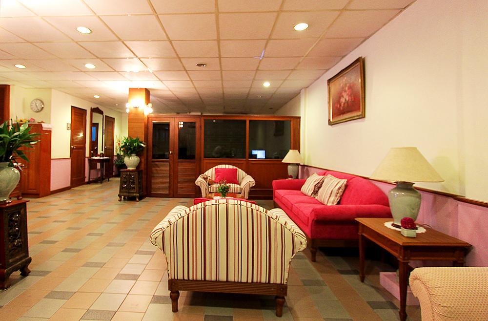 Travel Lodge Surawong (Adults Only) バンコク都 エクステリア 写真